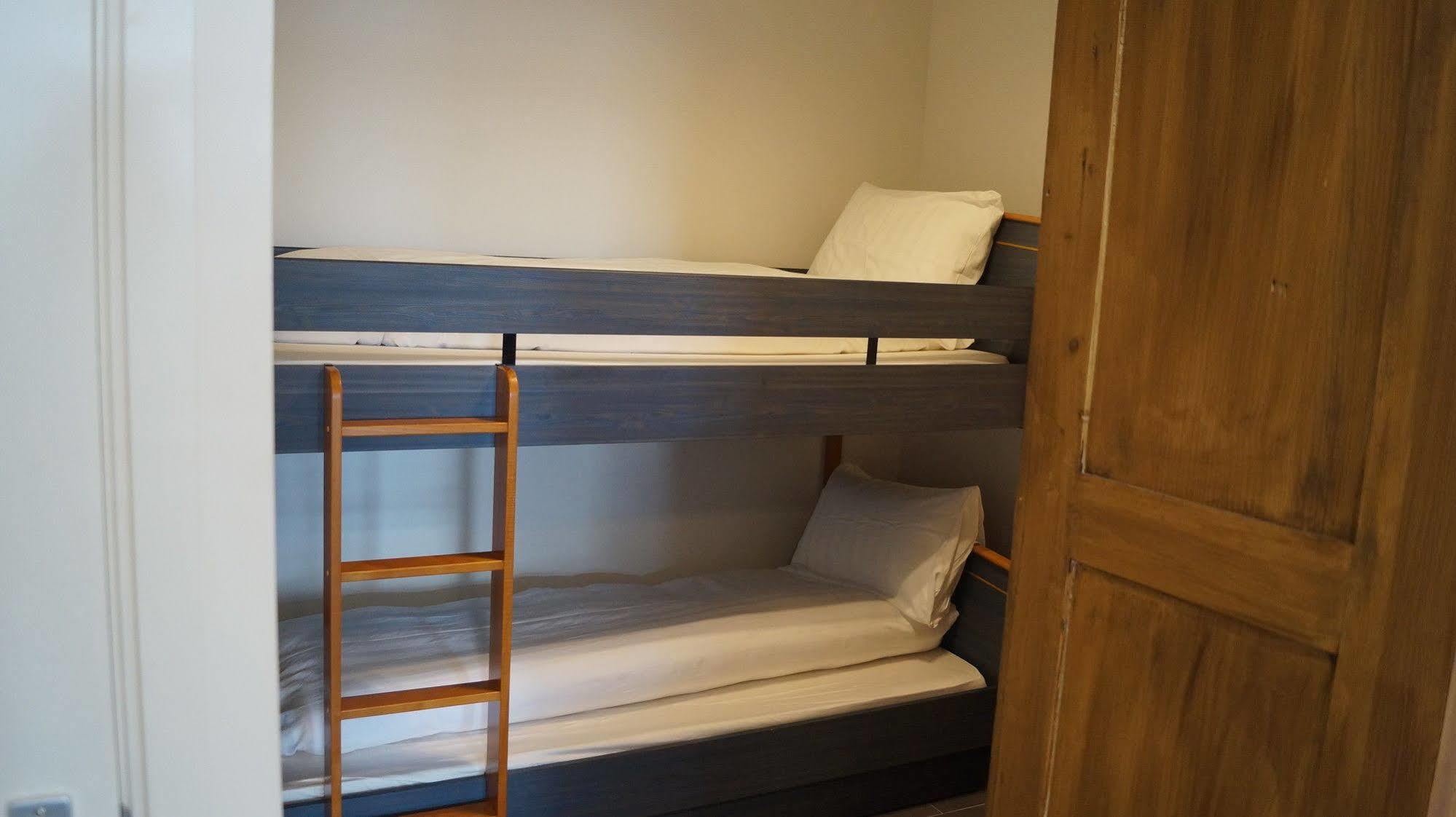 Budget Hotel De Witte Hoeck Amsterdam Wormerveer Dış mekan fotoğraf